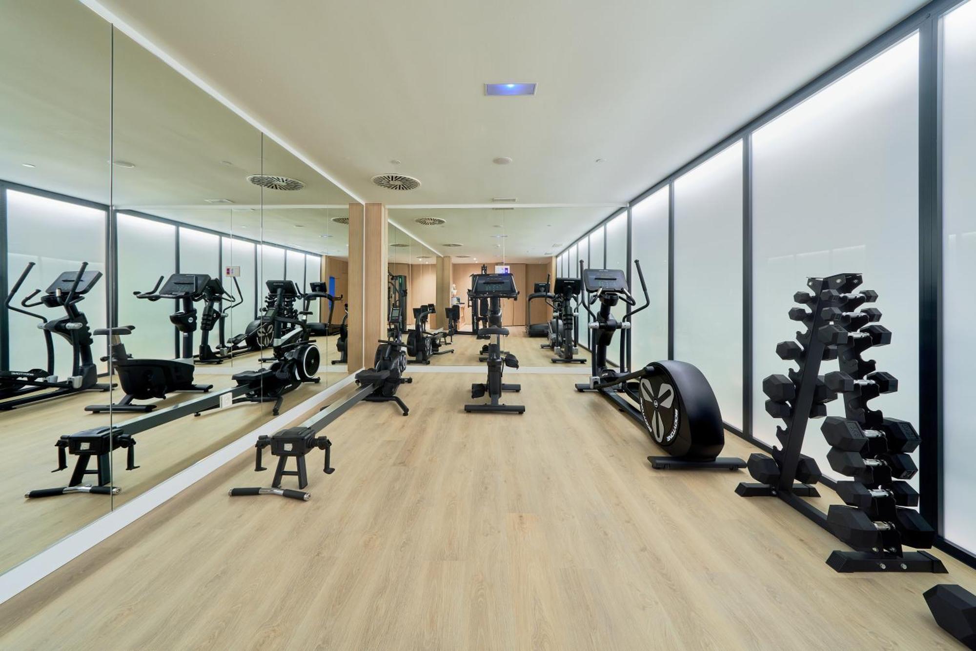 Eurostars Oasis Marbella Hotel Ngoại thất bức ảnh