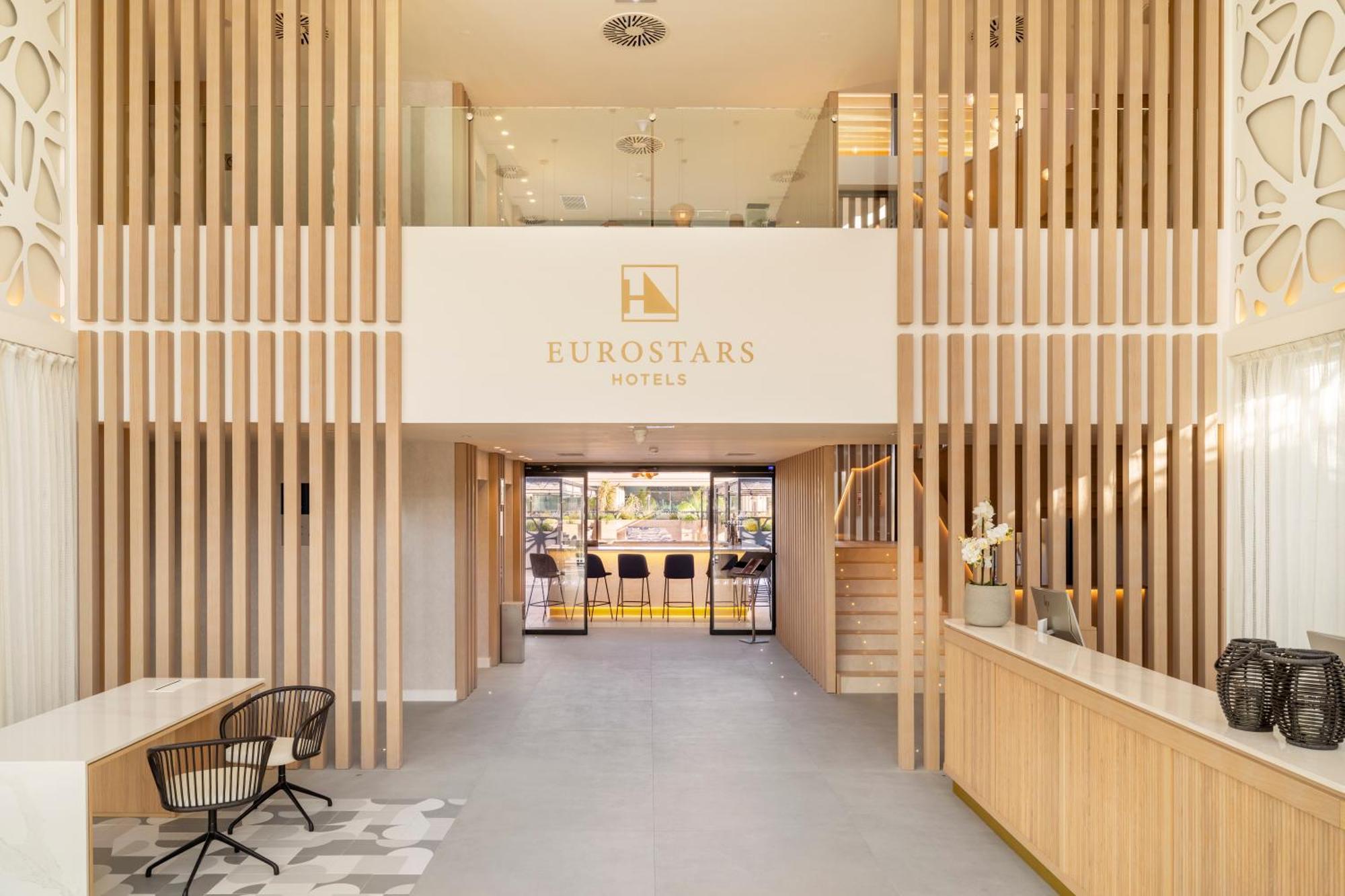 Eurostars Oasis Marbella Hotel Ngoại thất bức ảnh