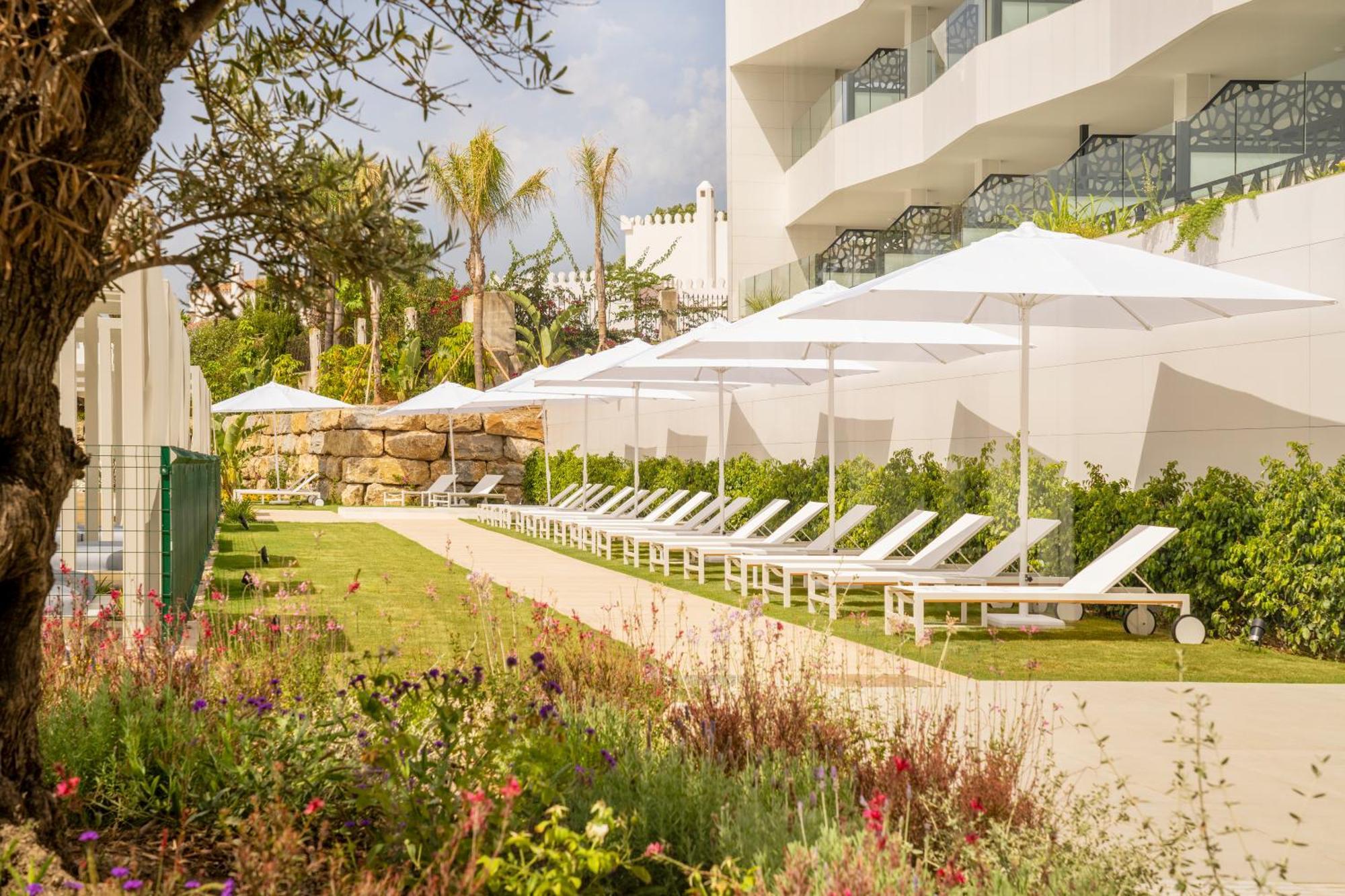 Eurostars Oasis Marbella Hotel Ngoại thất bức ảnh