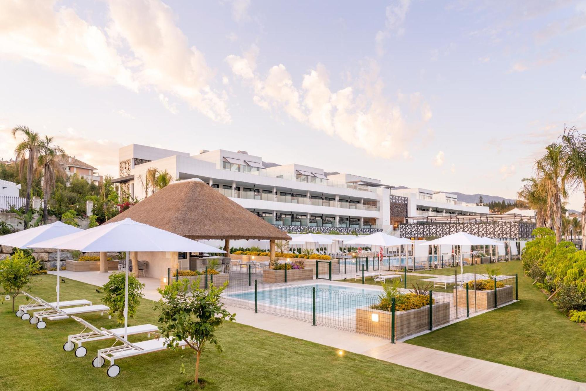 Eurostars Oasis Marbella Hotel Ngoại thất bức ảnh